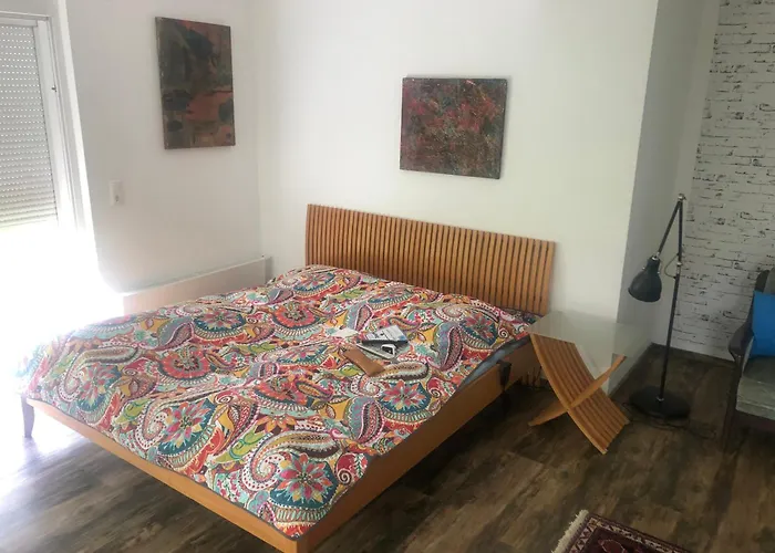 Vewoe Seeklang Willa *